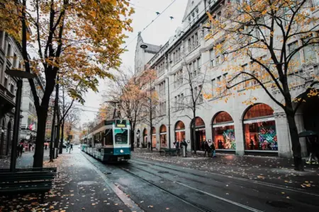Keliauti Šveicarijoje greitkeliu – populiari kelionės kryptis.